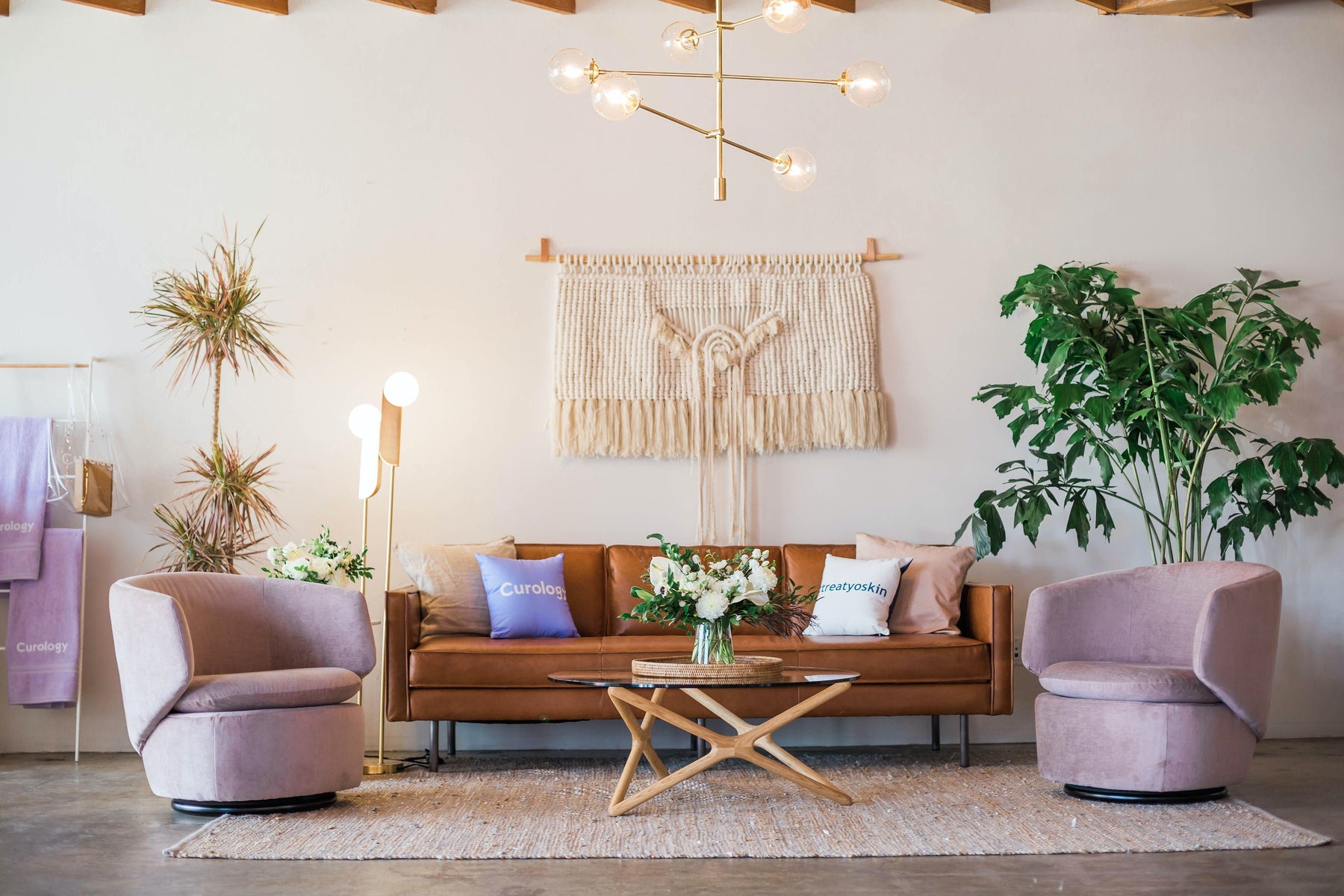 5 Tips for Decorating your Home for the Spring Time | lowrysfurniturestore