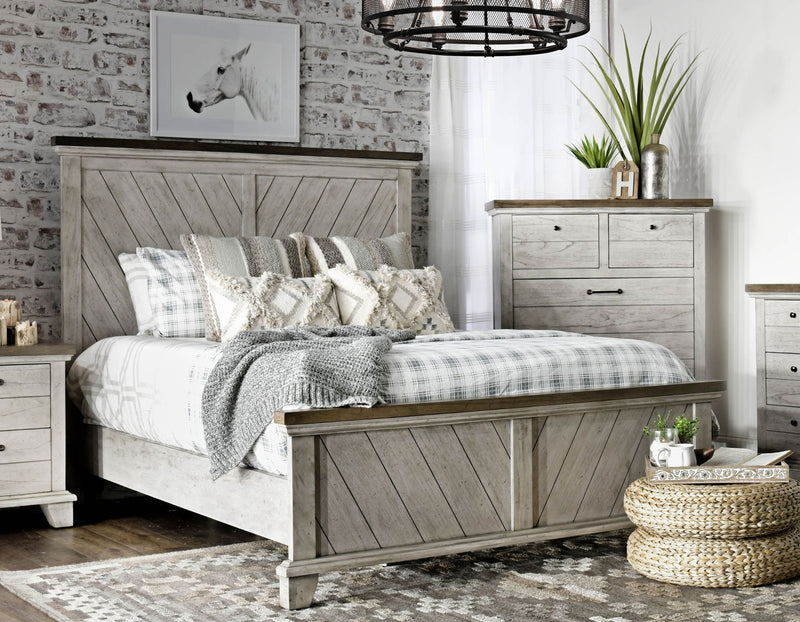 Bear Creek Queen Bedroom Set (5 - Piece)