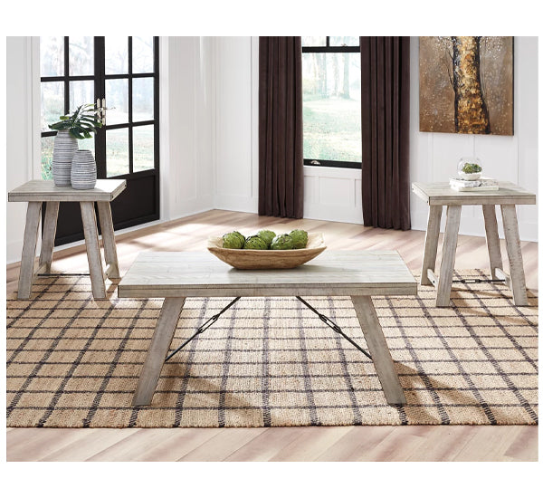 Carynhurst Table (Set of 3)